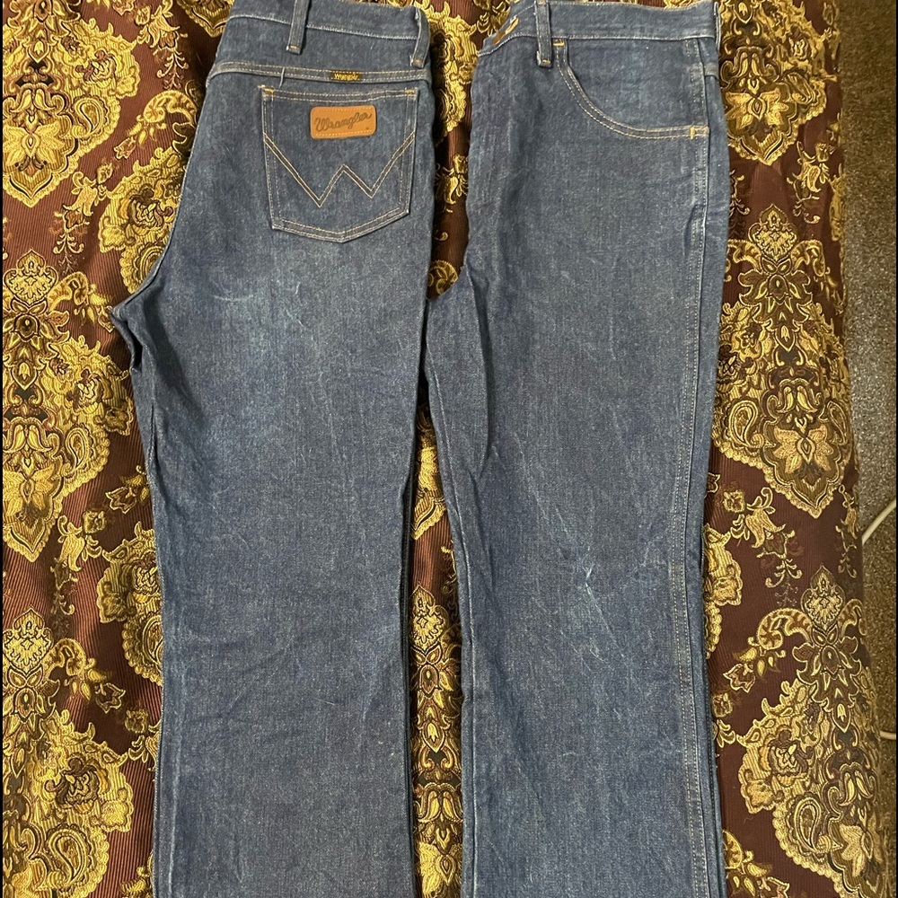 Mens wranglers jeans size 35x32